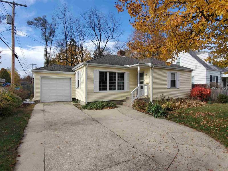 2109 Beverly Place, South Bend, IN 46616