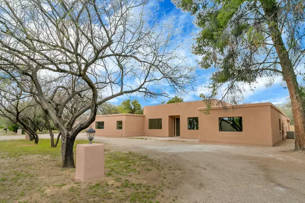 12025 E Dry Gulch Place, Tucson, AZ 85749