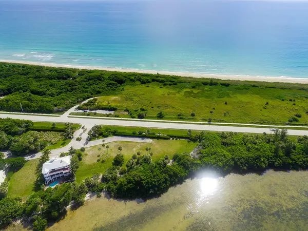 Jensen Beach, FL 34957,8 Pelican Pointe DR