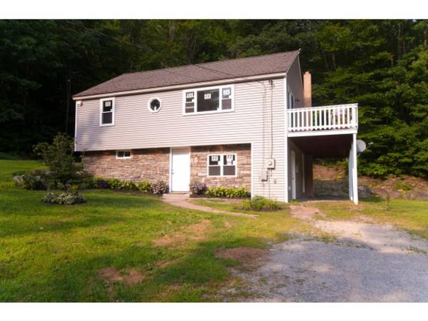 138 Mount William Pond RD, Weare, NH 03281