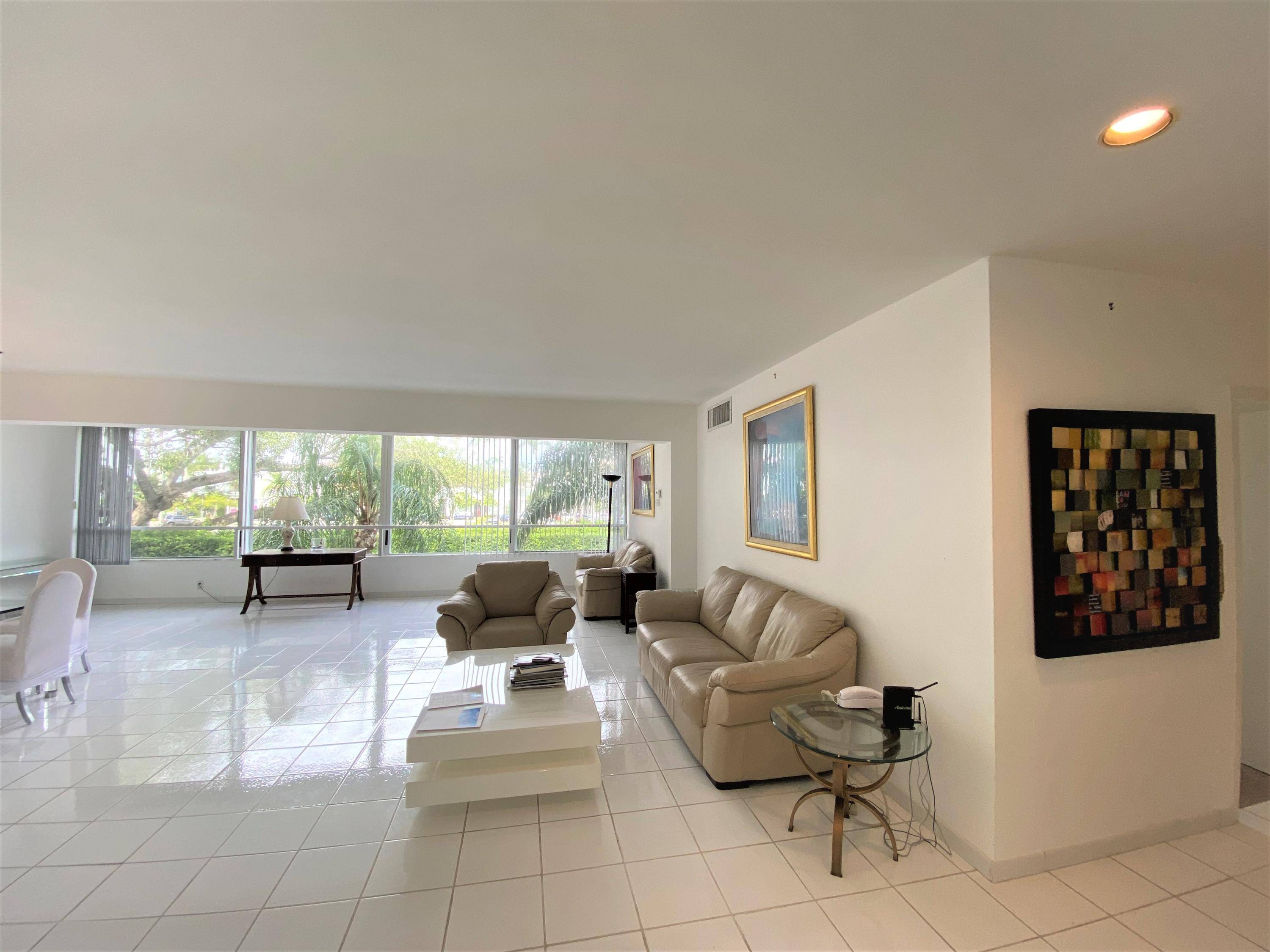 44 Cocoanut ROW 104a, Palm Beach, FL 33480