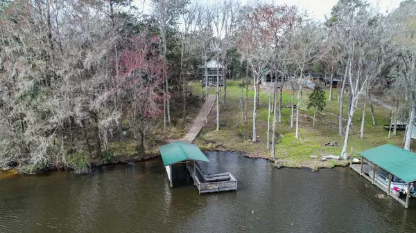 4041 EDGEWATER Drive, Tallahassee, FL 32310