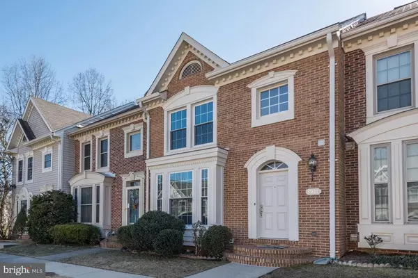 3911 VALLEY RIDGE DR, Fairfax, VA 22033