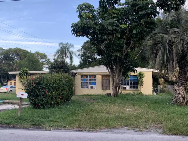 Fort Pierce, FL 34950,210 N 21st ST