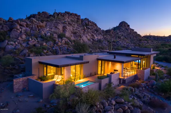 Oro Valley, AZ 85755,783 W Granite Gorge Drive