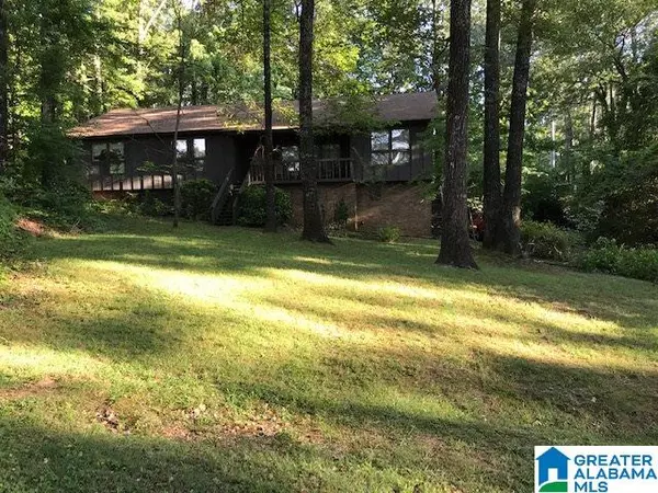 3524 RIDGEDALE DR, Vestavia Hills, AL 35243