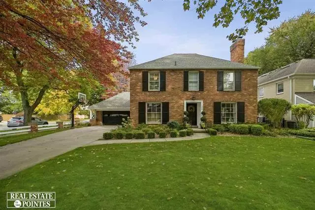 Grosse Pointe Farms, MI 48236,136 MORAN