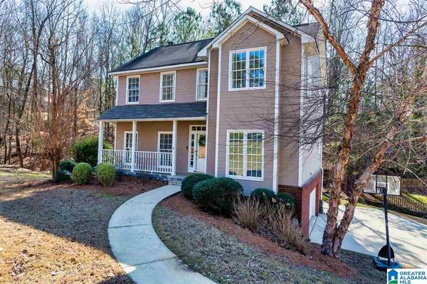 5365 RIVERBEND TRL, Hoover, AL 35244