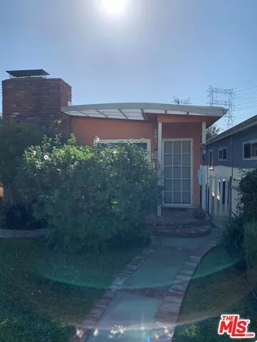 4008 W Chandler Blvd, Burbank, CA 91505