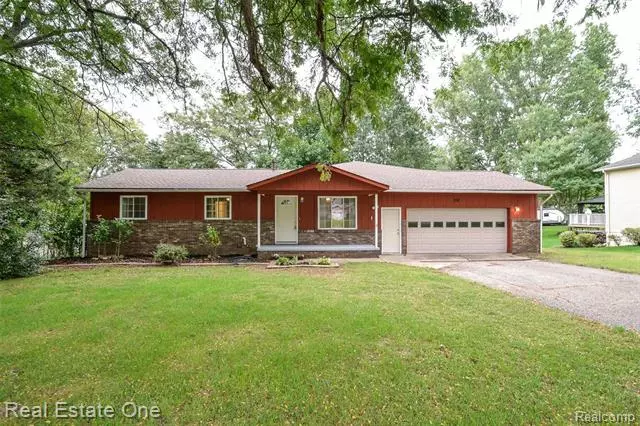 Pinckney, MI 48169,238 BRENTWOOD ST