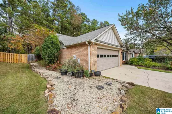 Birmingham, AL 35216,3225 WISTERIA CIR