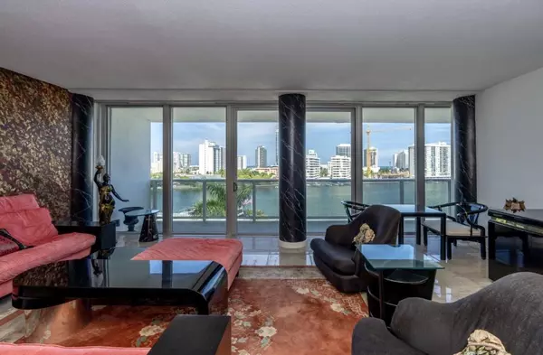 Miami Beach, FL 33141,900 Bay DR 624