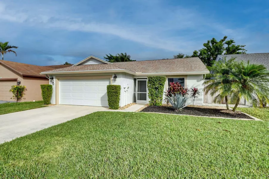 5129 Arbor Glen CIR, Lake Worth, FL 33463