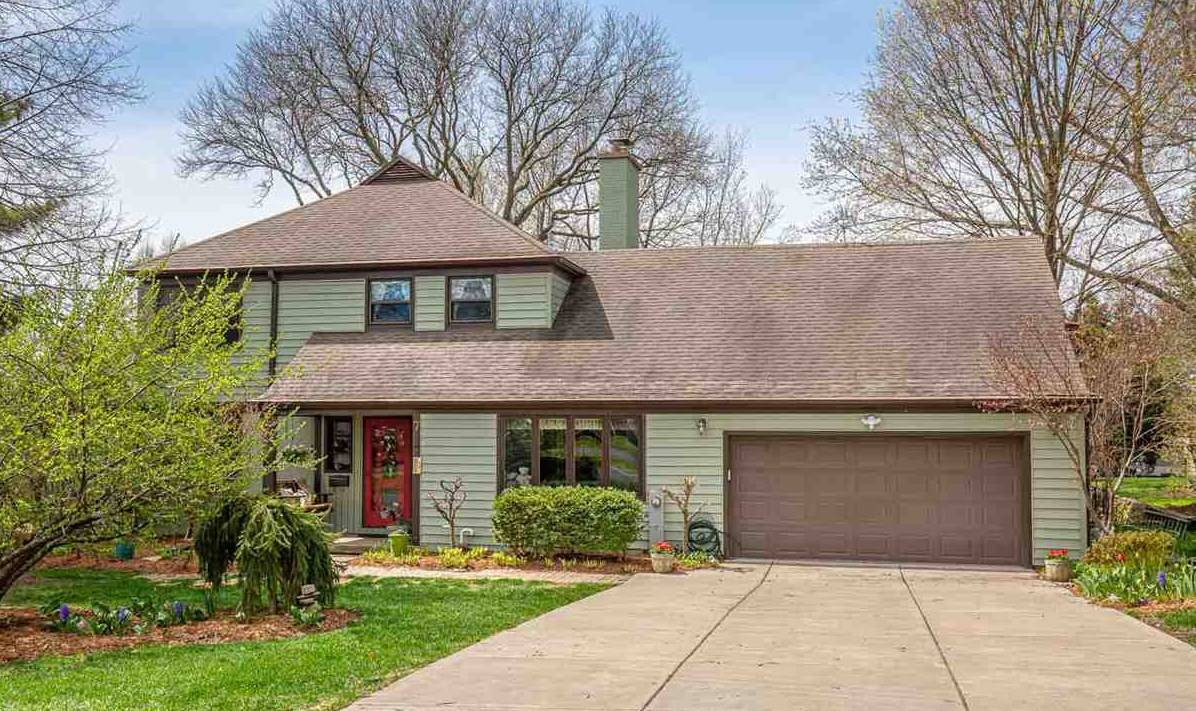 7 Fuller Dr, Madison, WI 53704