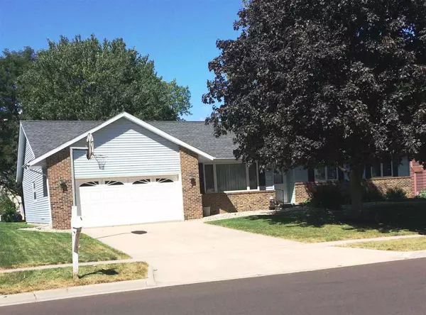 815 Centennial Pky, Waunakee, WI 53597