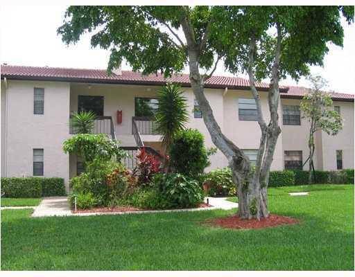 9285 Vista Del Lago 36 E, Boca Raton, FL 33428