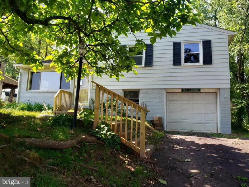 364 ADRIAN RD, Collegeville, PA 19426