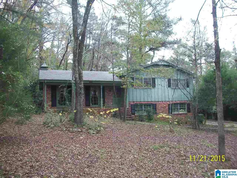 3420 INDIAN LAKE TRL, Pelham, AL 35124