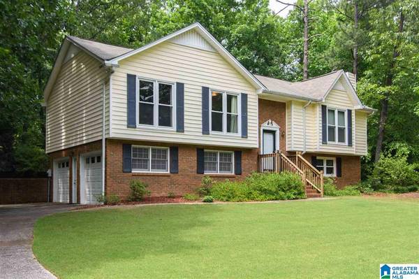 2416 DALTON DR, Pelham, AL 35124