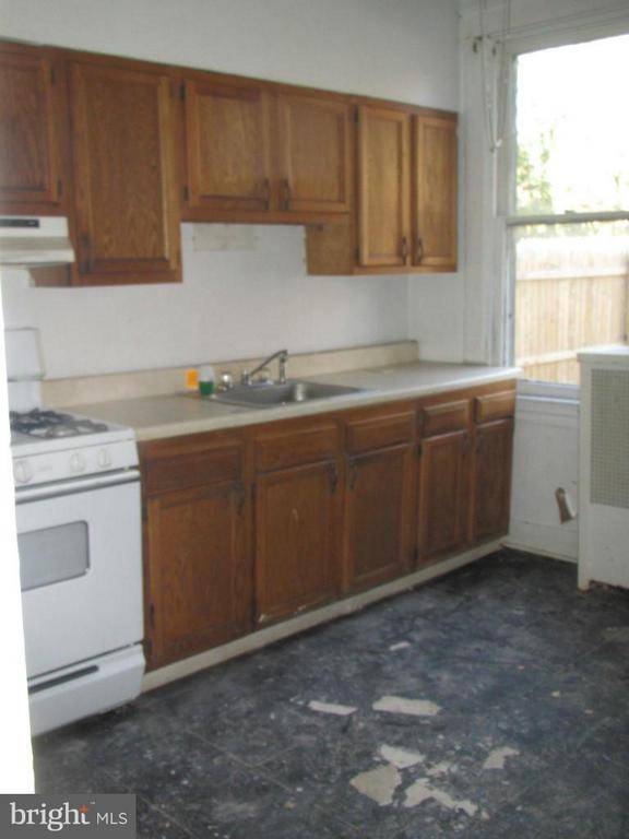 Baltimore, MD 21218,524 38TH ST E
