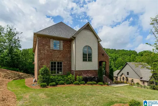 Hoover, AL 35244,532 GREENBRIER WAY