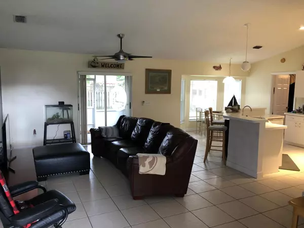 Port Saint Lucie, FL 34953,1341 SW Doric CT