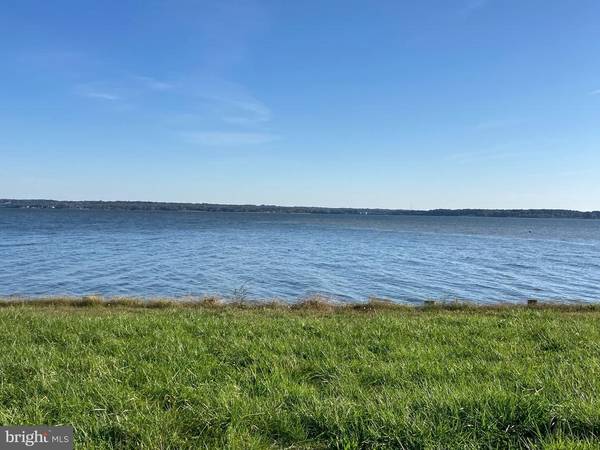 WICOMICO RIVER DR, Cobb Island, MD 20625