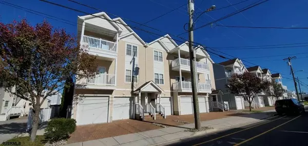 307 E Poplar Ave #101, Wildwood, NJ 08260