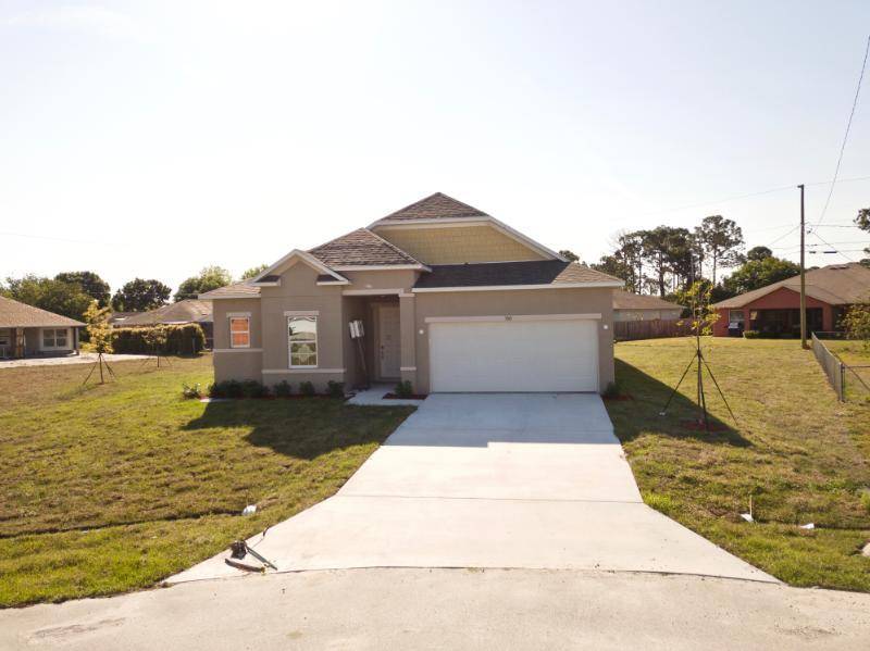 380 SW Tahoe CT, Port Saint Lucie, FL 34953