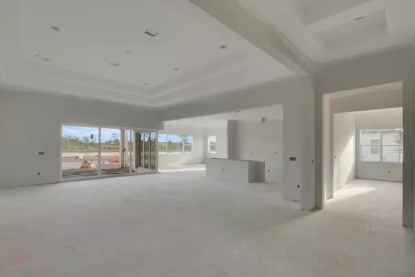 Jupiter, FL 33458,8244 SE Old Plantation CIR