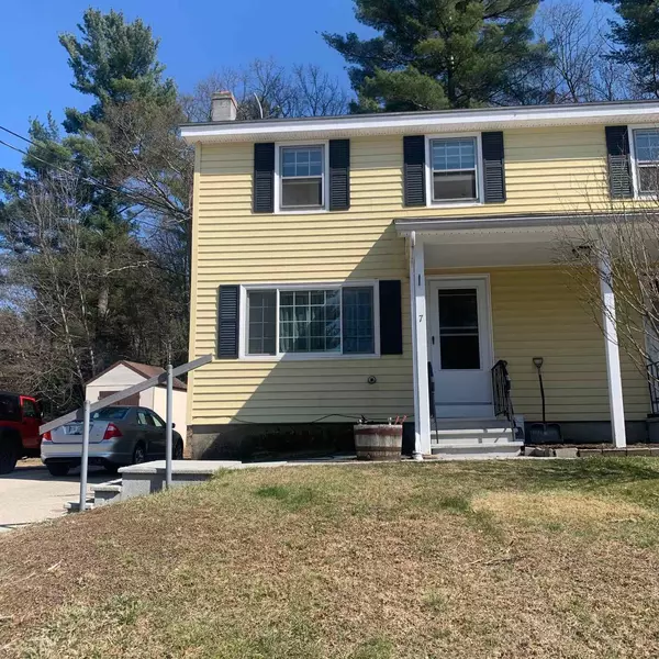 7 Townhouse RD, Allenstown, NH 03275