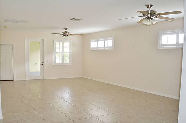 Vero Beach, FL 32966,7530 15th LN