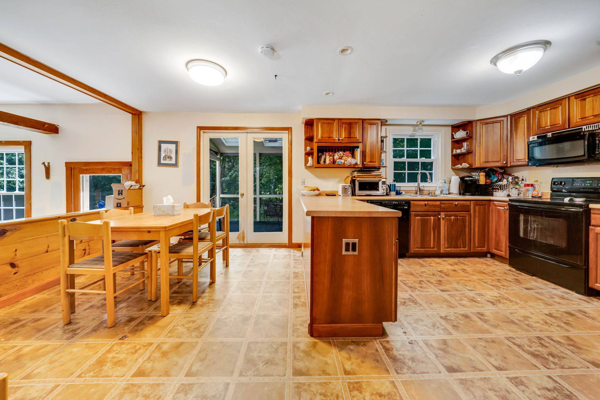 Merrimack, NH 03054,3 Woodbine LN