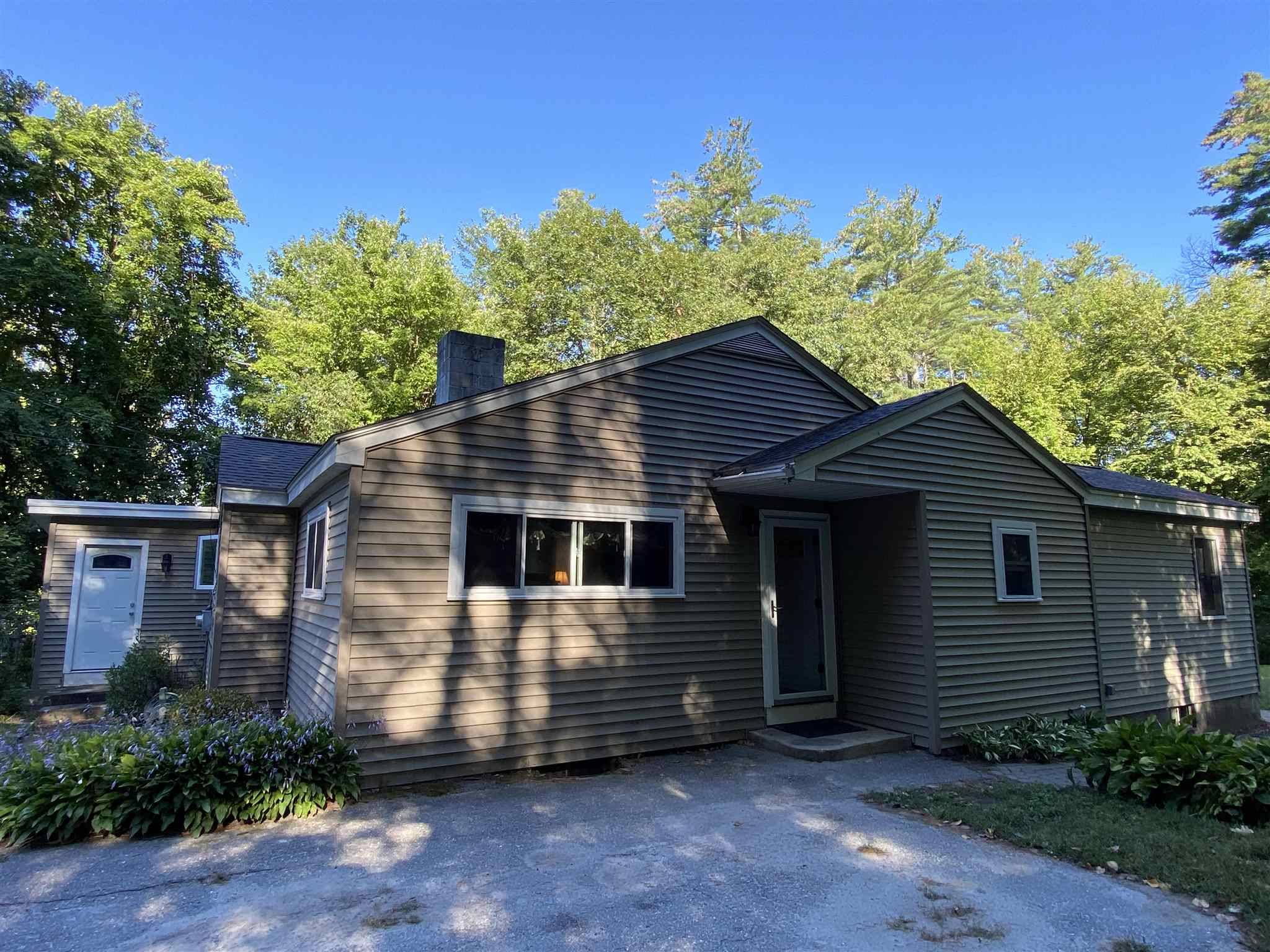 29 Longa RD, Merrimack, NH 03054