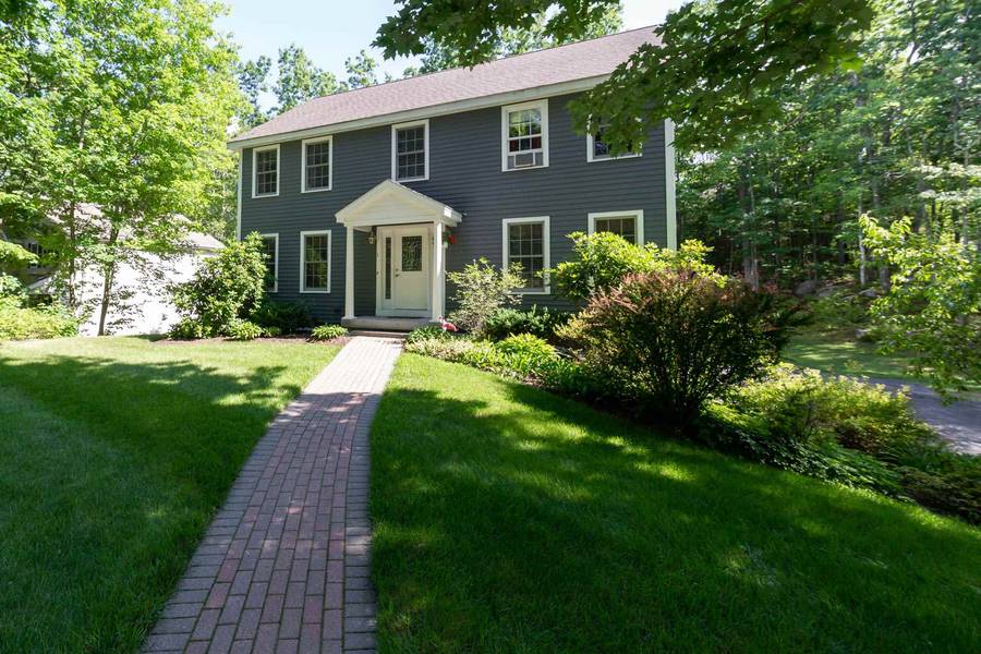 1 Tay RD, Hooksett, NH 03106