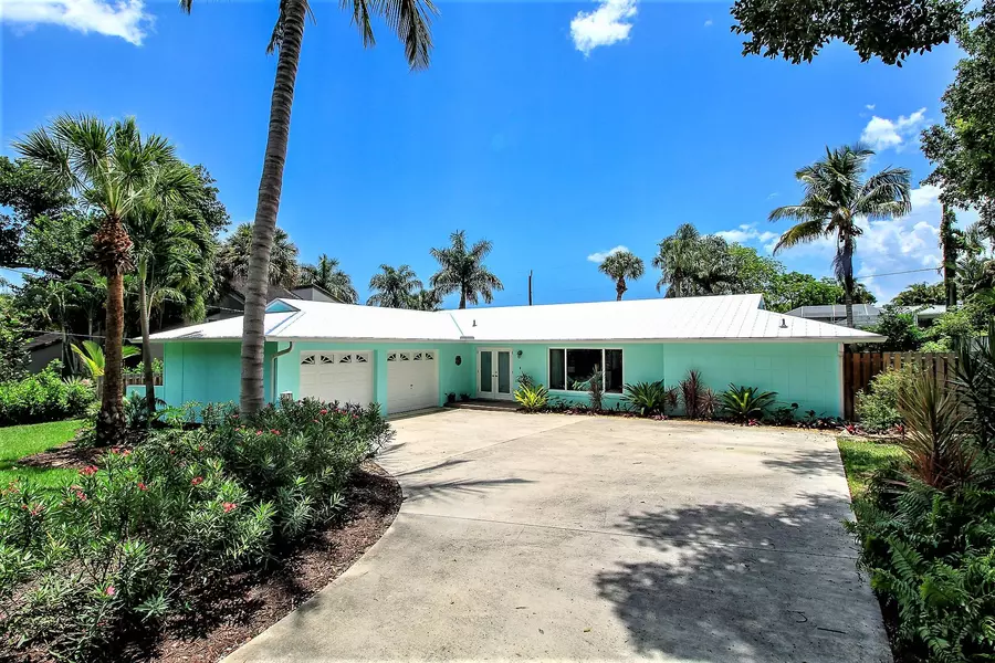 21 S Ridgeview RD, Sewalls Point, FL 34996