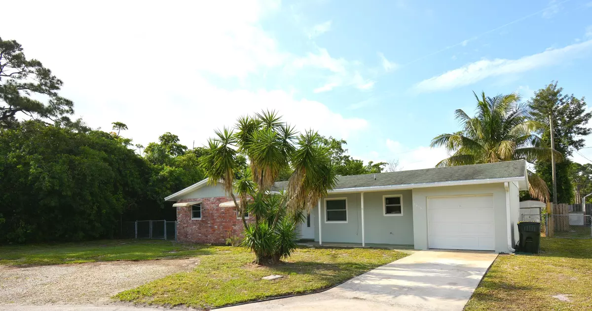 Stuart, FL 34996,1016 SE 16th CT