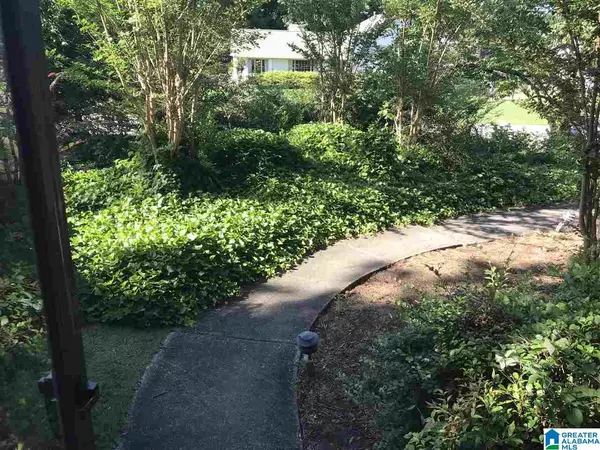 Vestavia Hills, AL 35243,3409 NORWICH DR