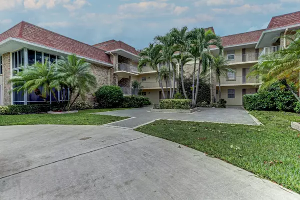 Palm Beach Gardens, FL 33418,5500 Tamberlane CIR 305