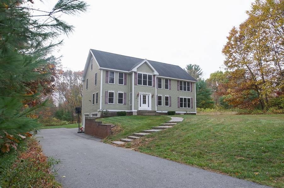 31 Pollard RD, Plaistow, NH 03865