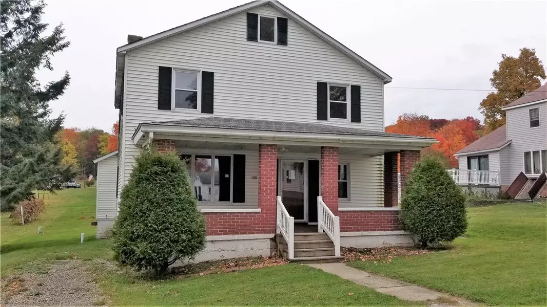 135 W 2nd St, Gray, PA 15544