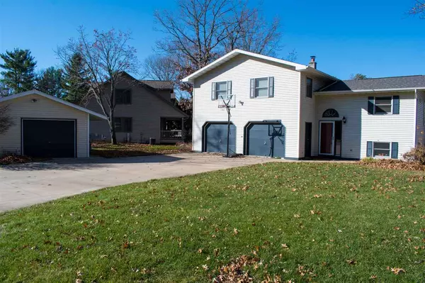 Mauston, WI 53948,W4196 Big Oak Dr