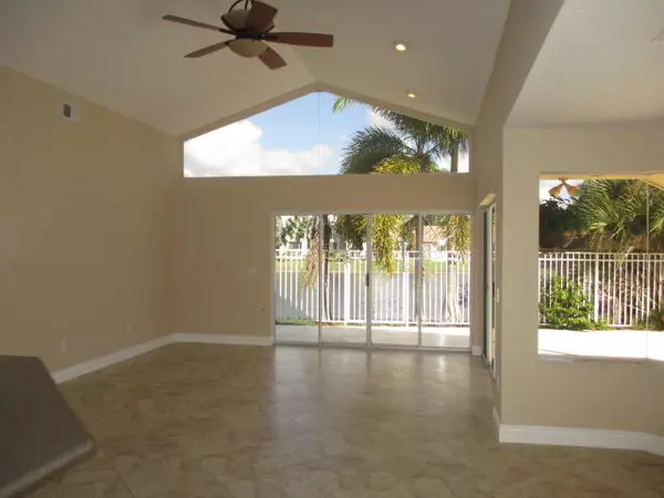 Boca Raton, FL 33498,20424 San Rafael CT