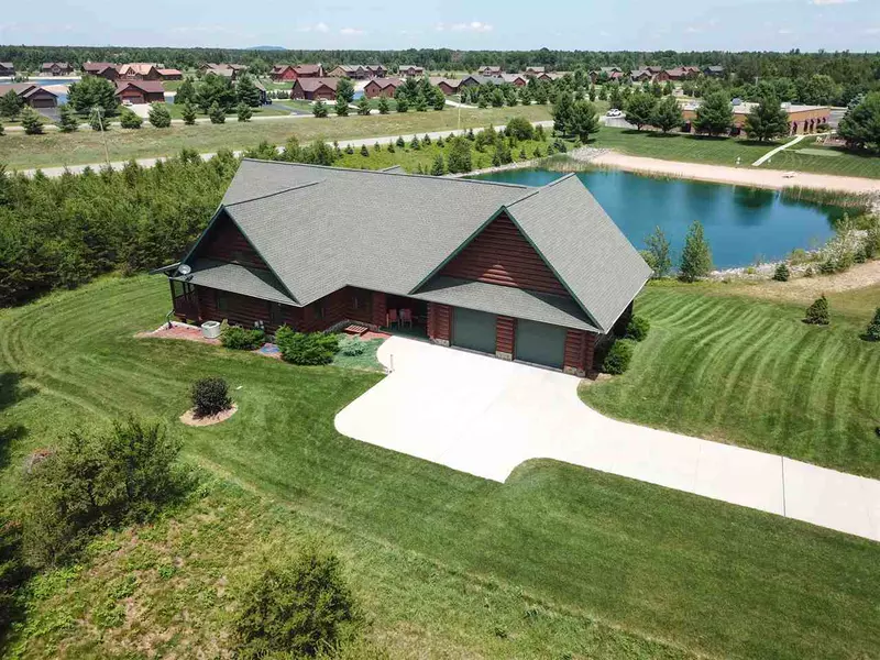 N8027 Copper Point Dr, New Lisbon, WI 53950