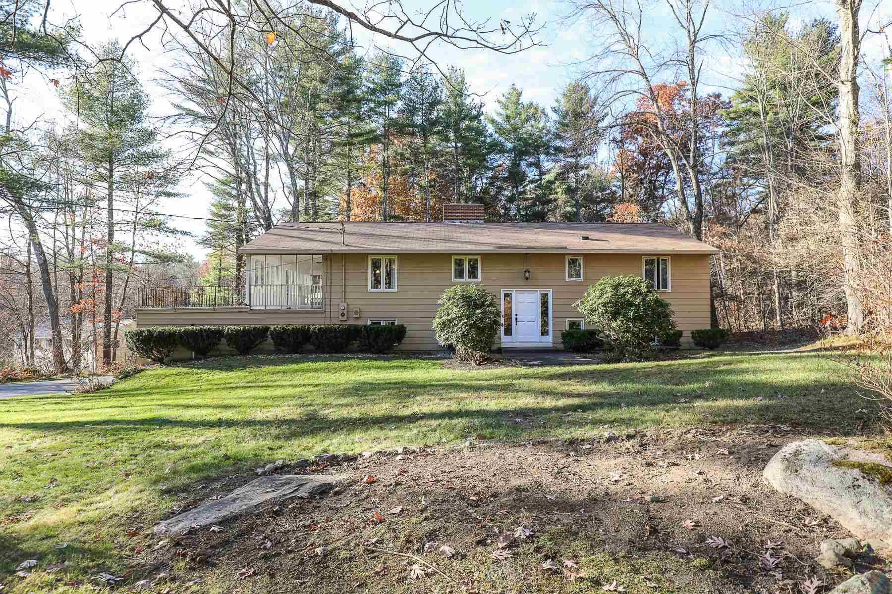 Hollis, NH 03049,44 Howe LN