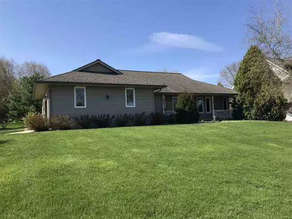 5621 Byrneland St, Fitchburg, WI 53711