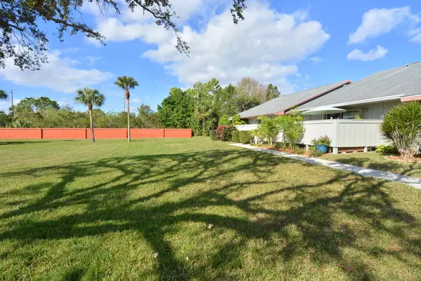 Jensen Beach, FL 34957,4121 NW Cinnamon Tree CIR