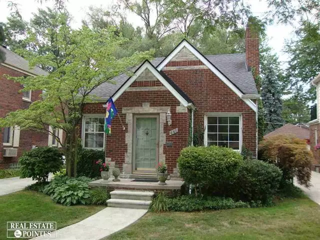 441 MADISON, Grosse Pointe Farms, MI 48236