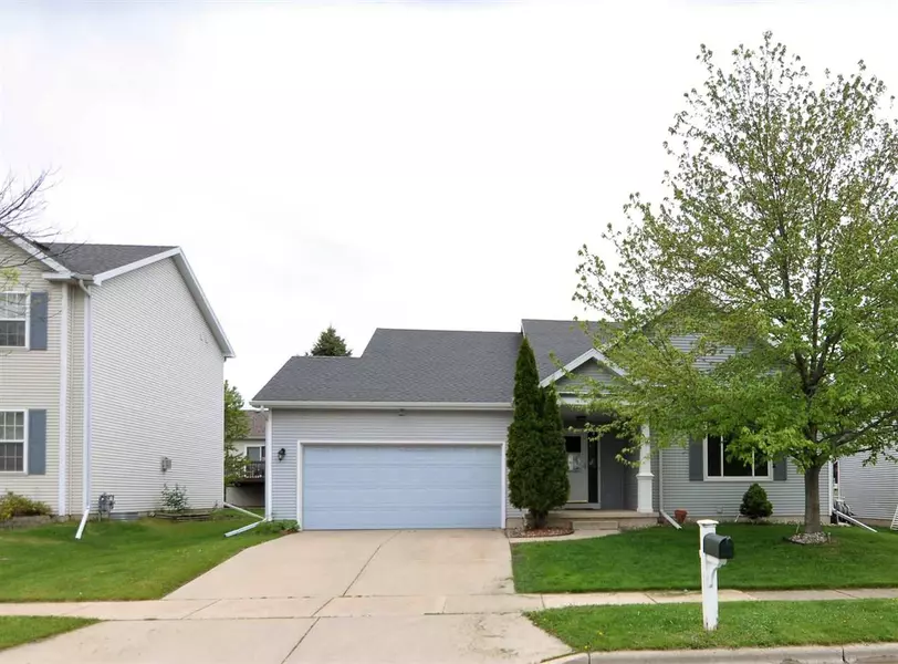 1253 Twinleaf Ln, Madison, WI 53719