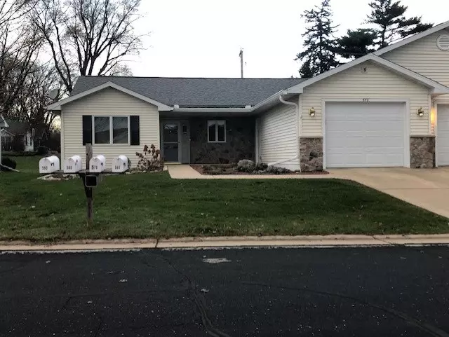 Cambridge, WI 53523-9290,570 Country Ln